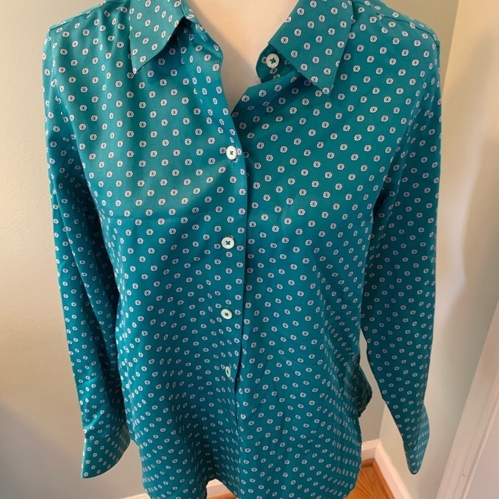Foxcroft NYC teal polka dot cotton shirt, size 12P..